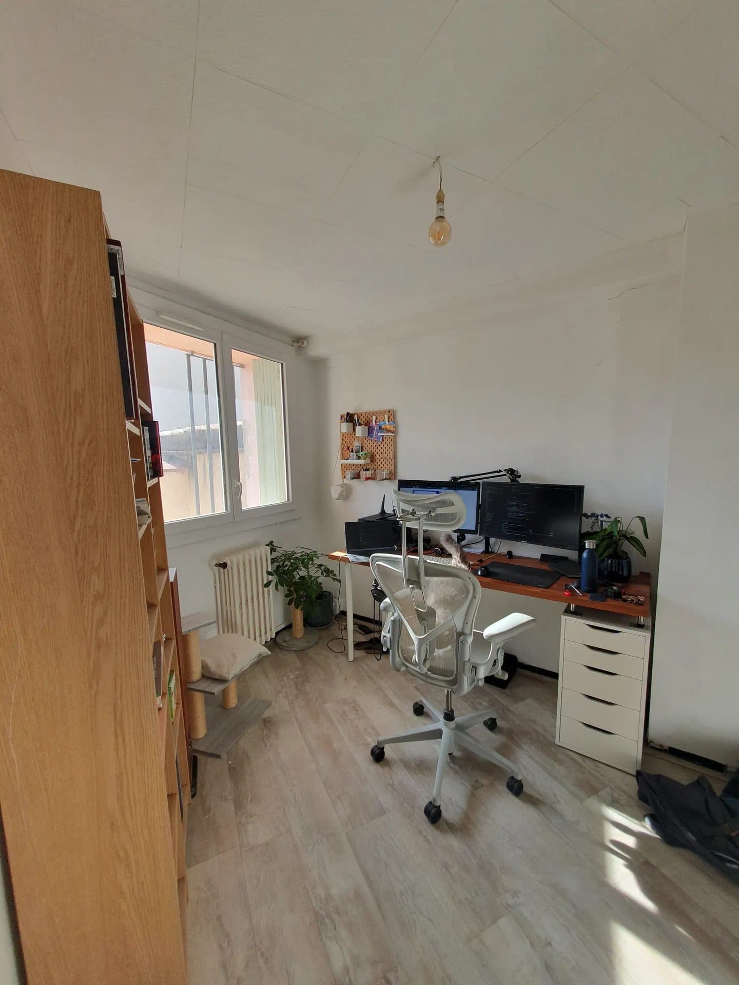 La pièce de travail de l’appartement B avant travaux